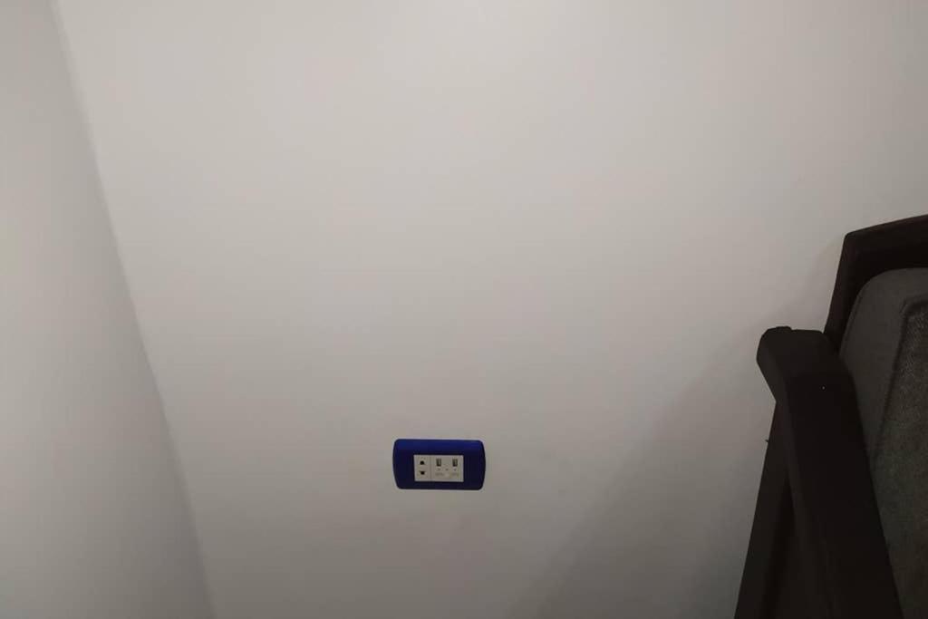 Sunny Modern Apartment With Good Internet, Near From City Center Of Александрия Екстериор снимка