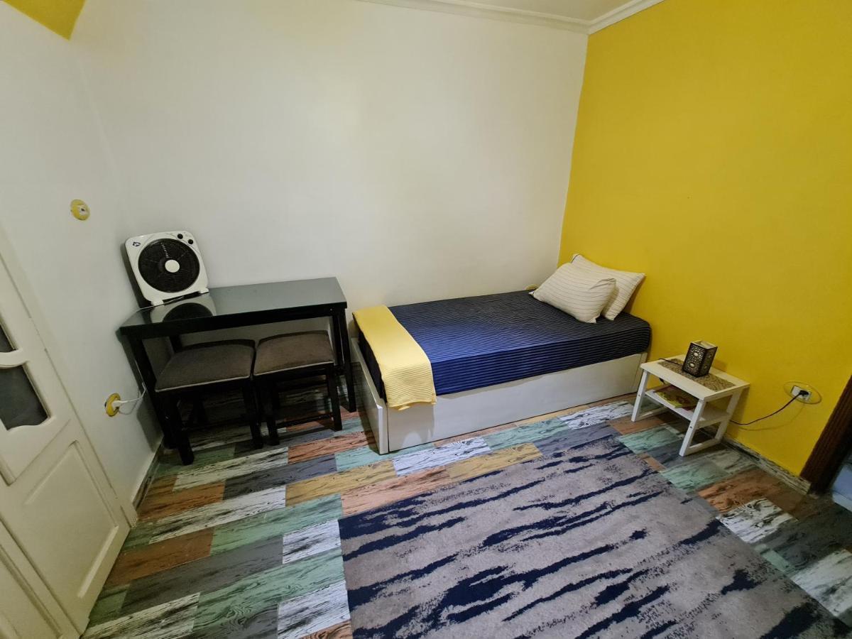 Sunny Modern Apartment With Good Internet, Near From City Center Of Александрия Екстериор снимка