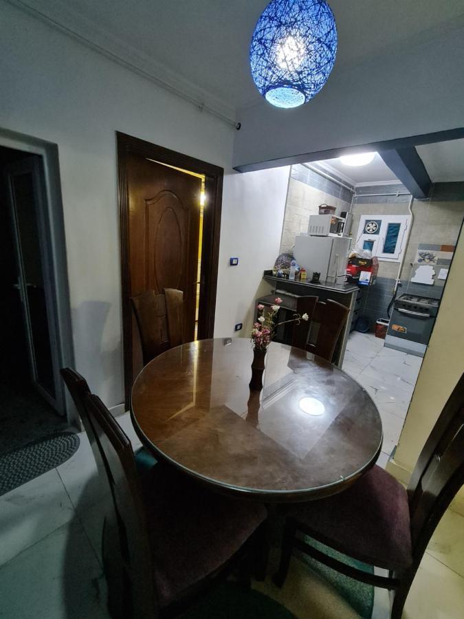 Sunny Modern Apartment With Good Internet, Near From City Center Of Александрия Екстериор снимка